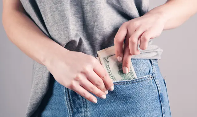 What is pay yourself first? Ways to save money